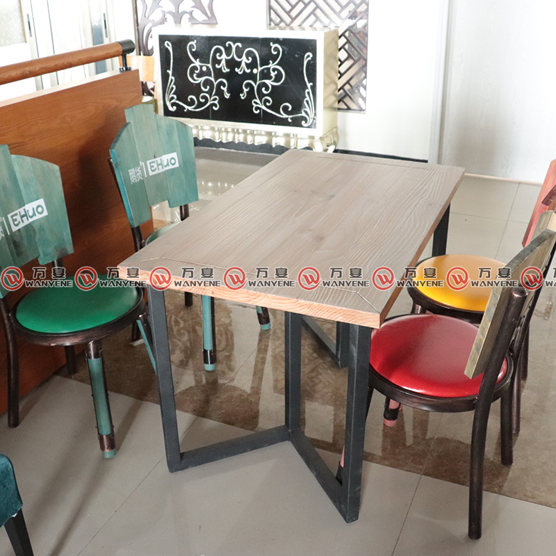 定制餐厅方桌 做旧风格五金餐桌 工字脚实木餐桌